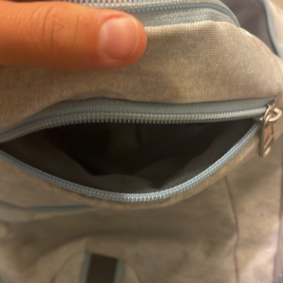 Addidas back pack - Picture 7 of 8